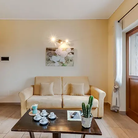 Alloggio per agriturismo Agriturismo Cascina Crocelle Padenghe sul Garda